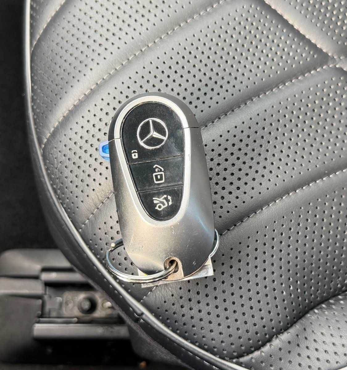 Used 2023 Mercedes-Benz EQS 580 4MATIC Sedan image 38