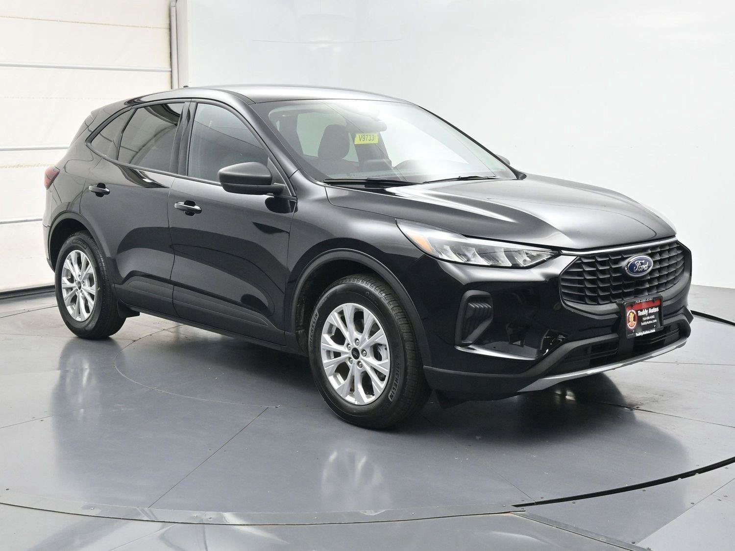 Used 2025 Ford Escape Active FWD image 27