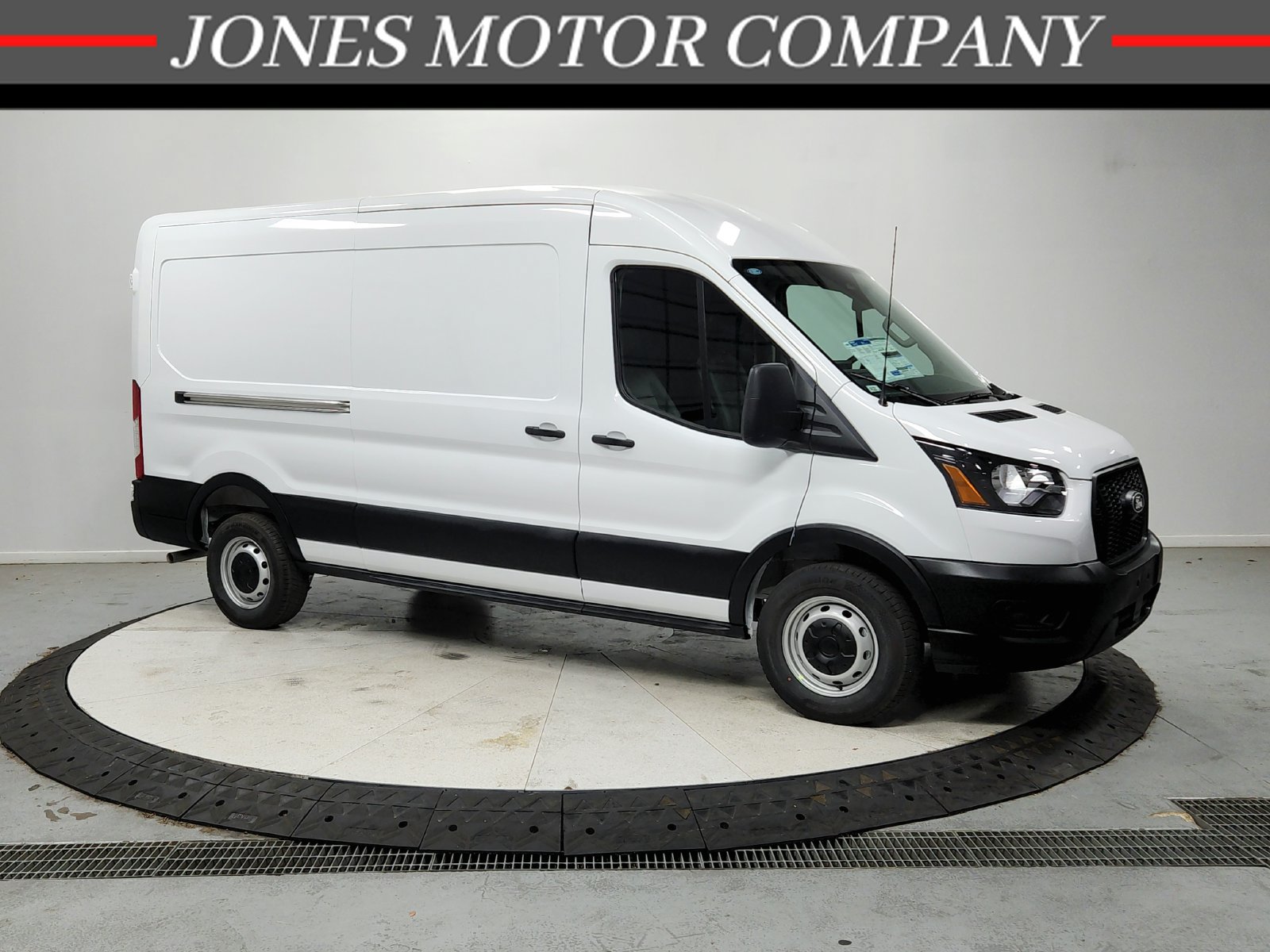 New 2027 Ford Transit 250 148 Medium Roof w/ Load Area Protection Package RWD image 1