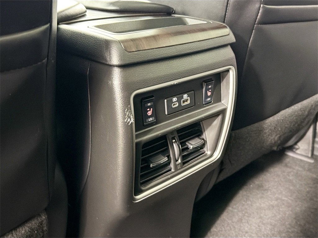 Used 2019 Nissan Murano Platinum image 23