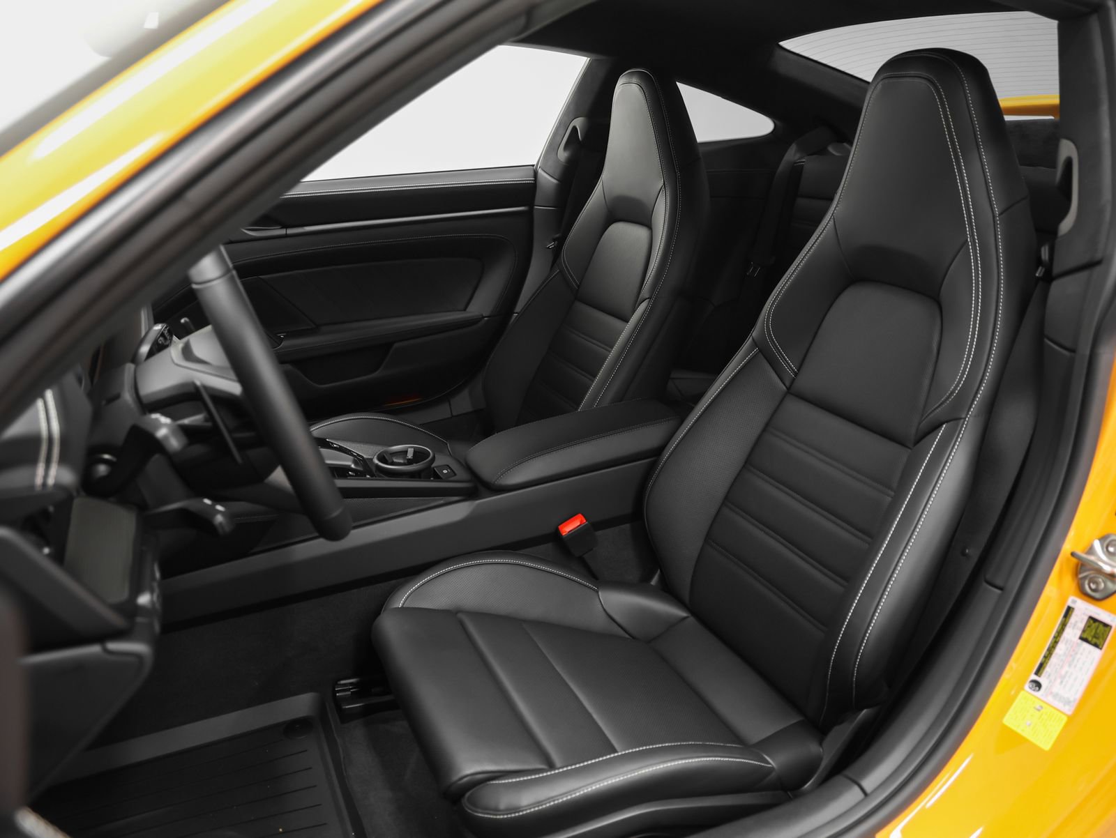 Certified 2025 Porsche 911 Carrera GTS image 5