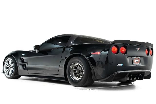 Used 2010 Chevrolet Corvette ZR1 w/ Preferred Equipment Group RWD image 10