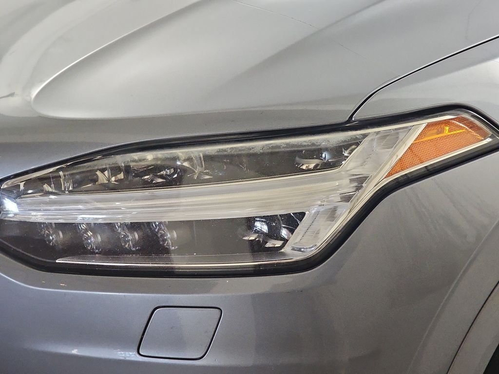 Used 2016 Volvo XC90 T6 Momentum AWD/4WD image 34