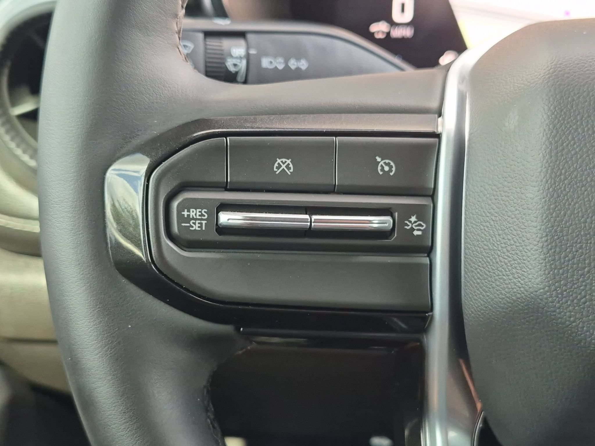 Used 2026 Chevrolet Colorado LT w/ LT Convenience Package RWD image 23