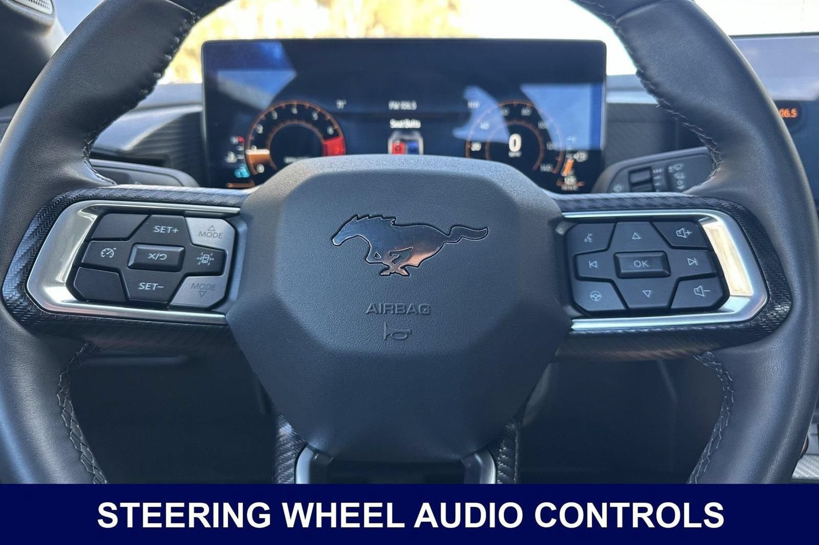 Used 2025 Ford Mustang Coupe RWD image 27