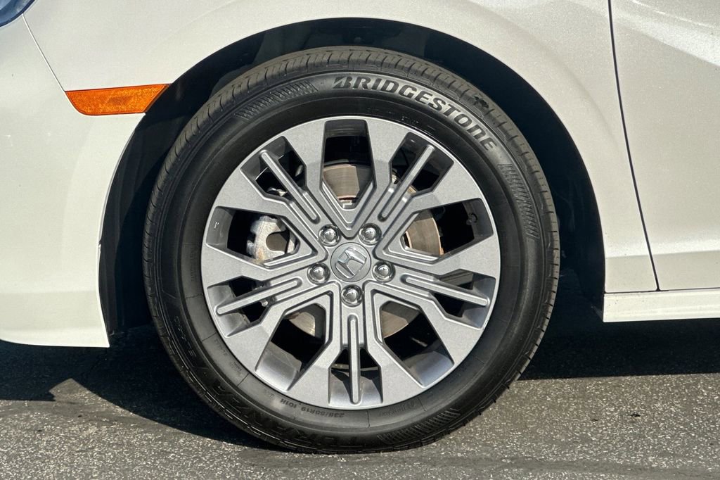 Used 2025 Honda Odyssey Touring image 32