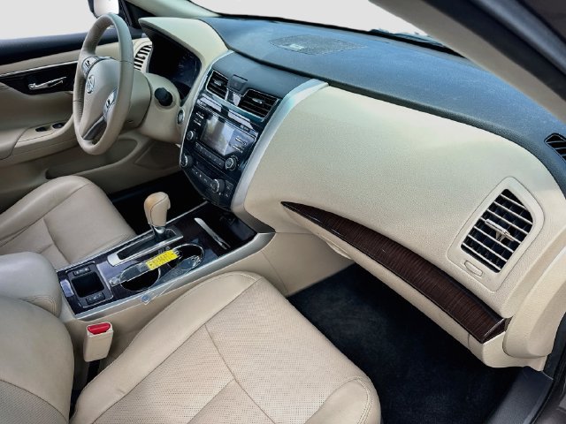 Used 2015 Nissan Altima 2.5 SL FWD image 36