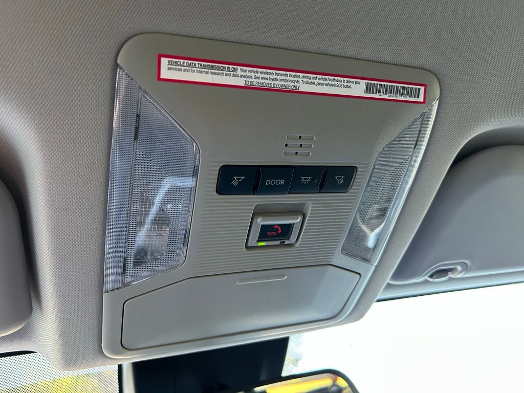 Used 2024 Toyota RAV4 LE AWD/4WD image 27