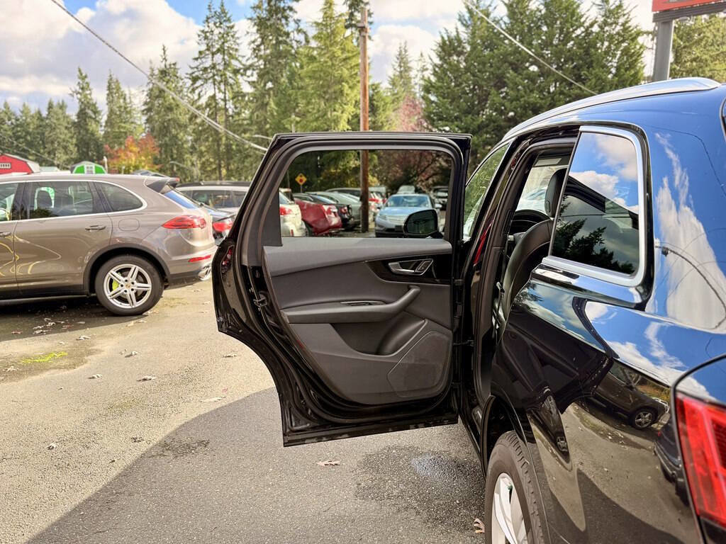 Used 2019 Audi Q7 3.0T Premium w/ Convenience Package AWD/4WD image 26