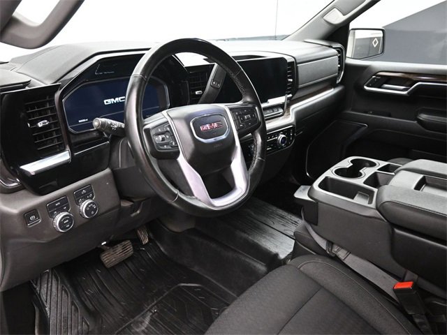 Used 2023 GMC Sierra 1500 SLE image 12