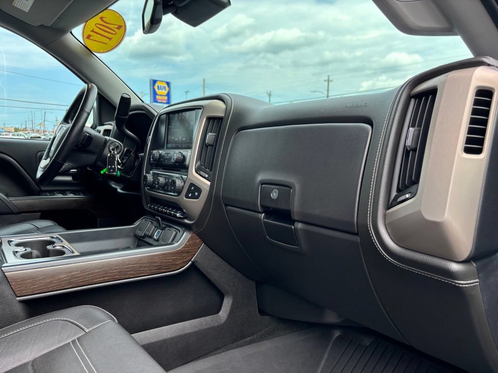 Used 2017 GMC Sierra 1500 Denali w/ Denali Ultimate Package AWD/4WD image 41