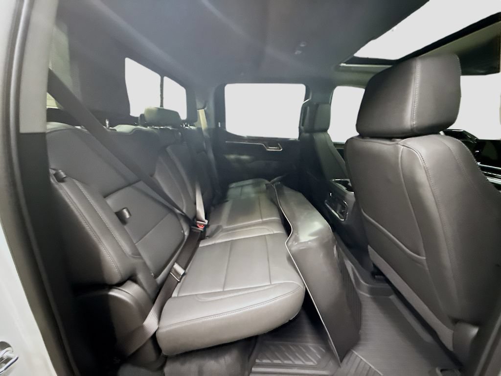 New 2026 Chevrolet Silverado 1500 LTZ w/ LTZ Premium Package AWD/4WD image 29