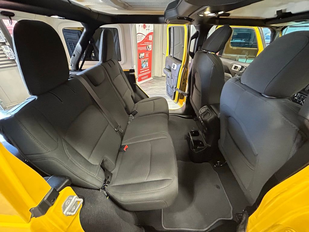 Used 2019 Jeep Wrangler Unlimited Sahara w/ Dual Top Group image 43