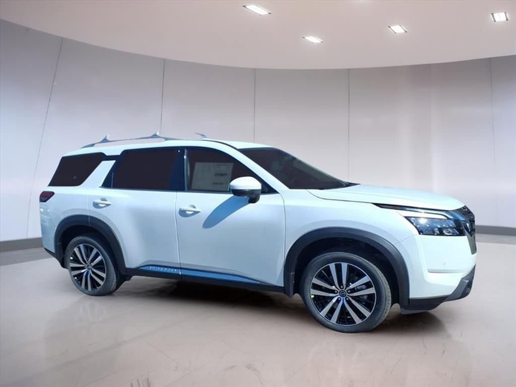New 2025 Nissan Pathfinder Platinum