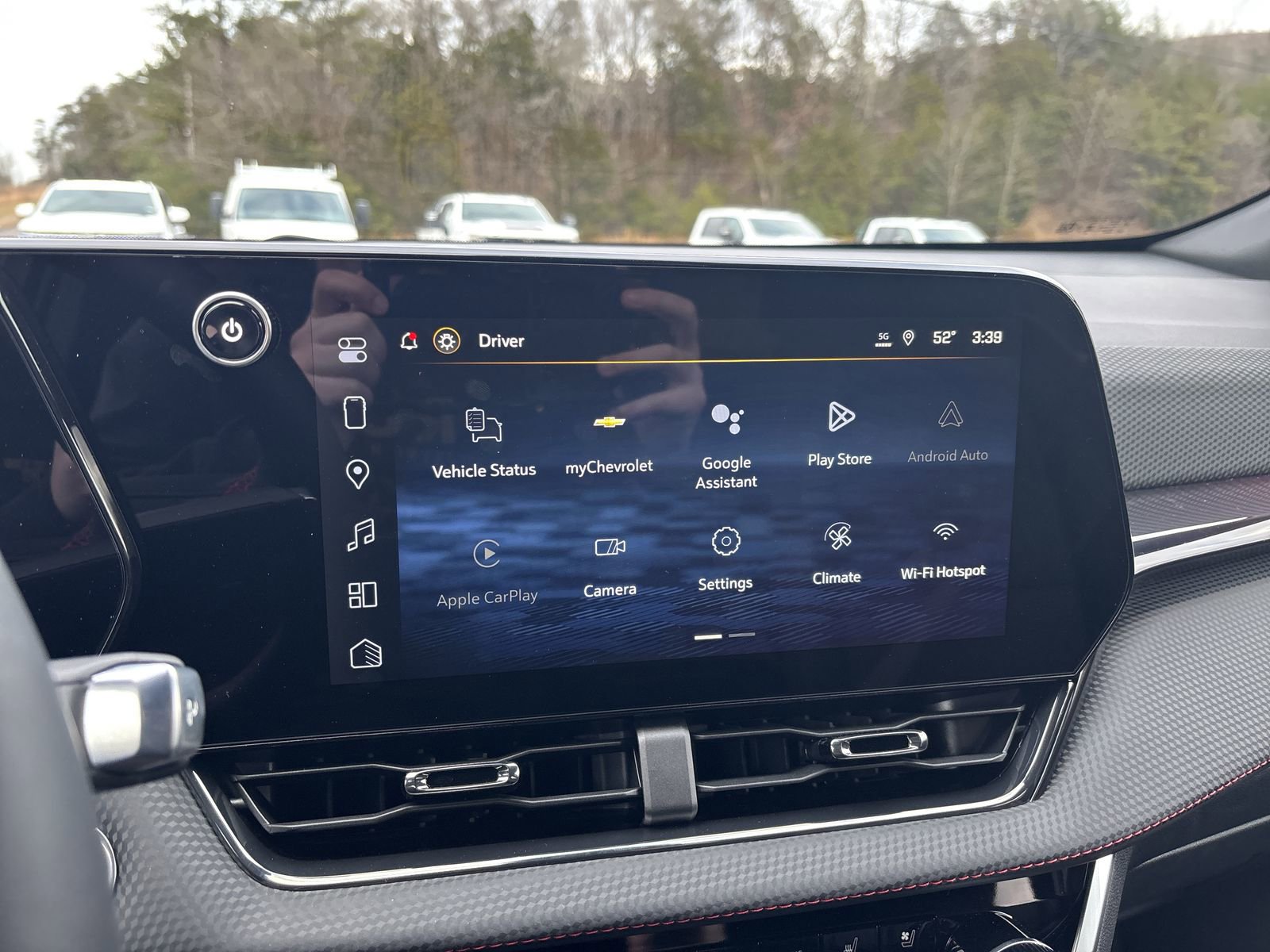 New 2026 Chevrolet Equinox RS w/ Convenience Package III FWD image 19
