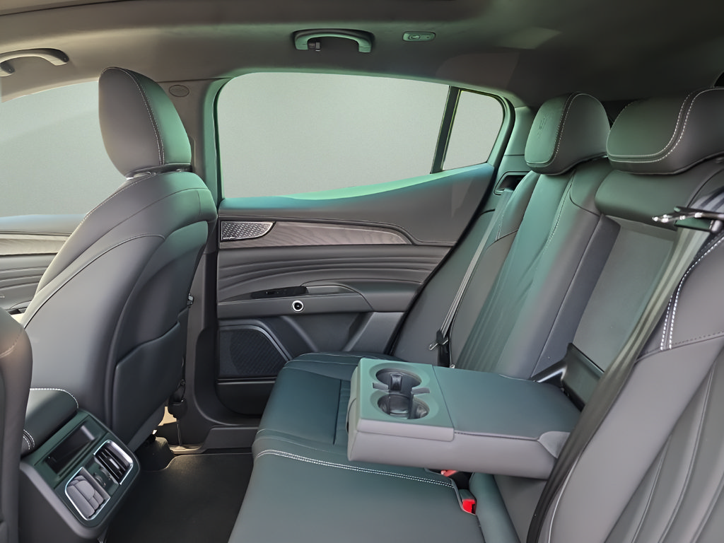 New 2025 Maserati Grecale GT AWD/4WD image 31