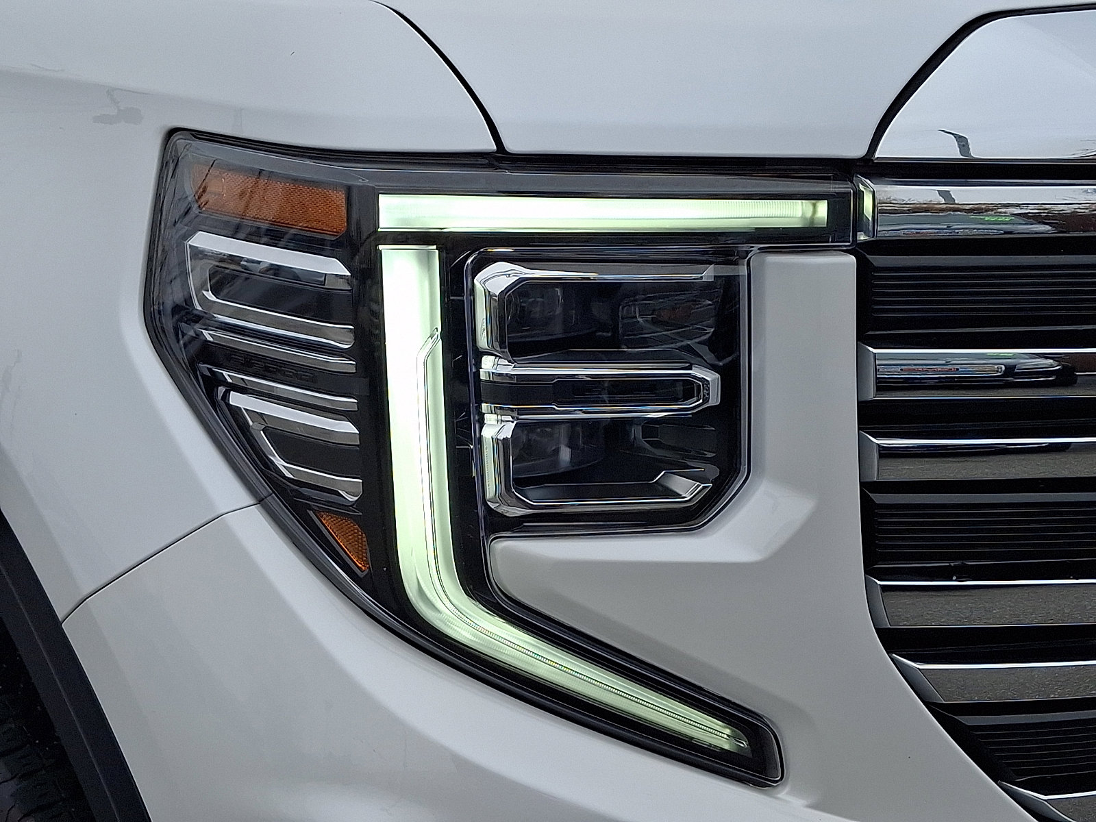 Certified 2023 GMC Sierra 1500 SLT w/ SLT Premium Plus Package image 9