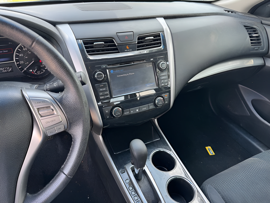 Used 2014 Nissan Altima 2.5 SV w/ Convenience Package FWD image 24