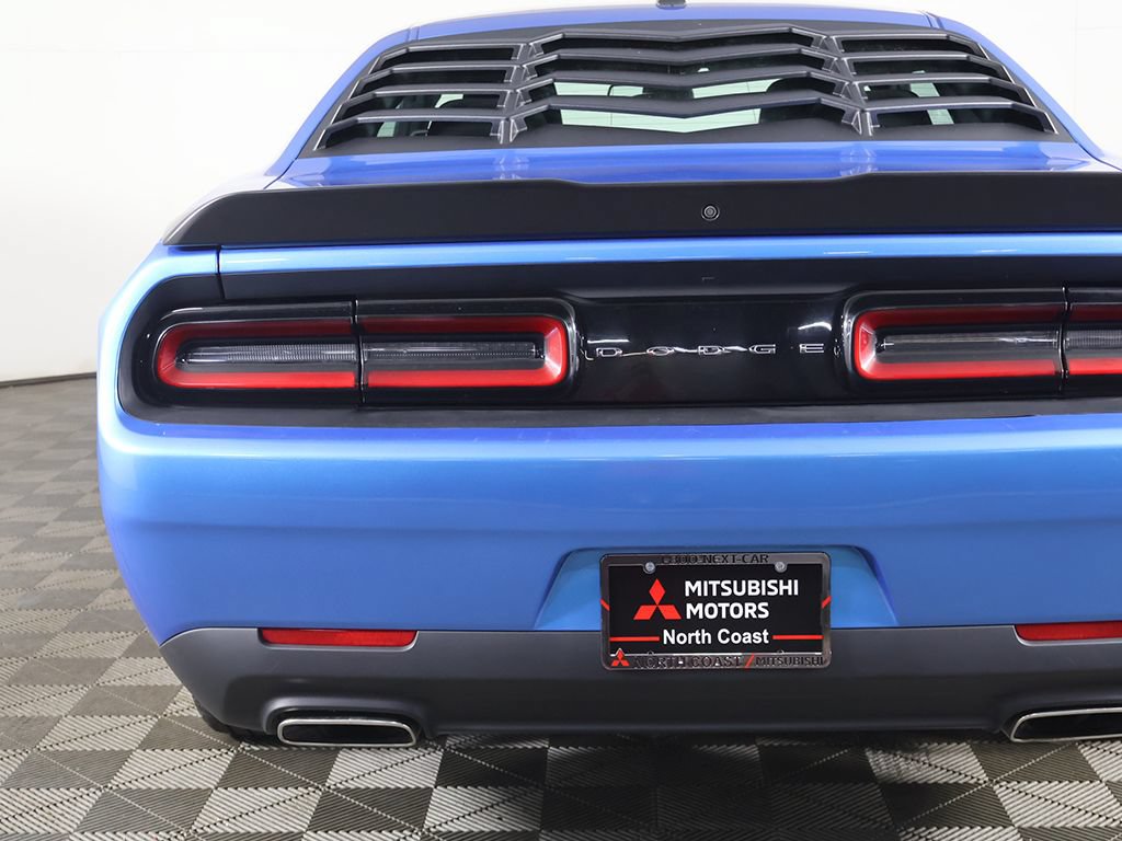 Used 2023 Dodge Challenger SXT RWD image 12