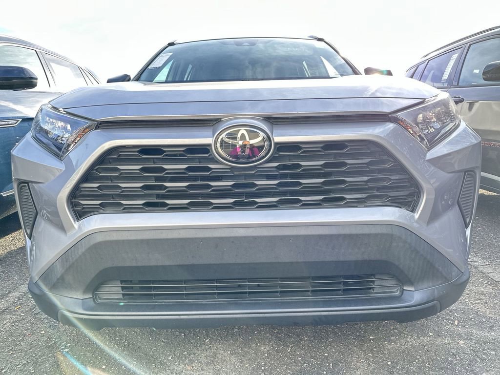 Used 2021 Toyota RAV4 LE image 29