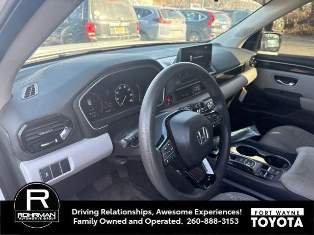 Used 2023 Honda Pilot LX image 6