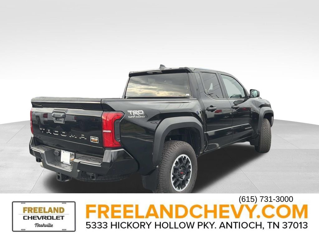 Used 2024 Toyota Tacoma TRD Sport image 3