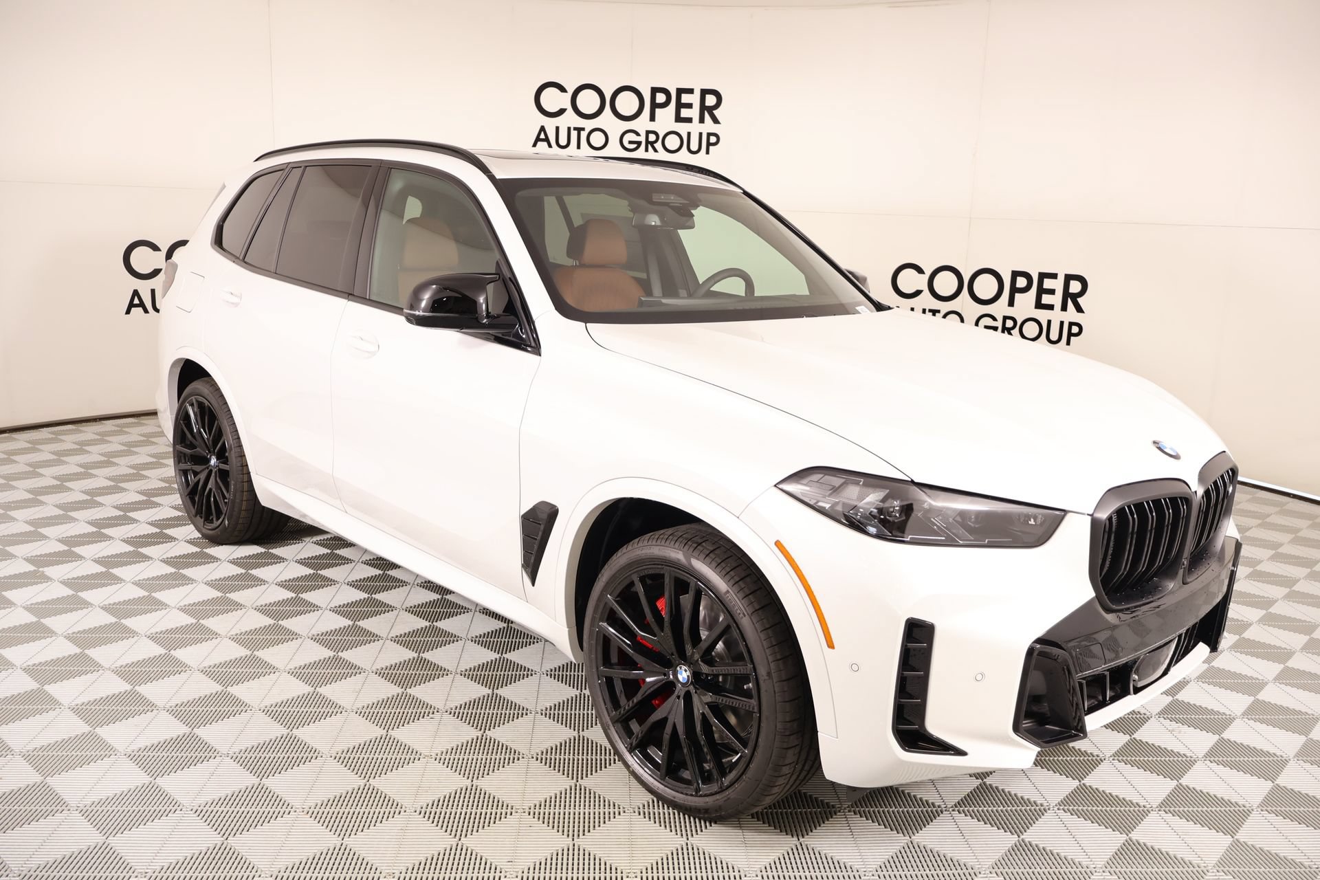 New 2026 BMW X5 M60i