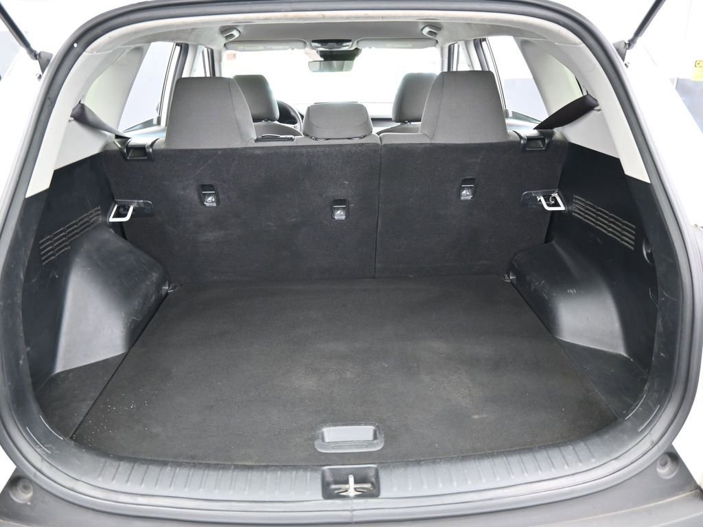 Used 2022 Kia Seltos LX image 30