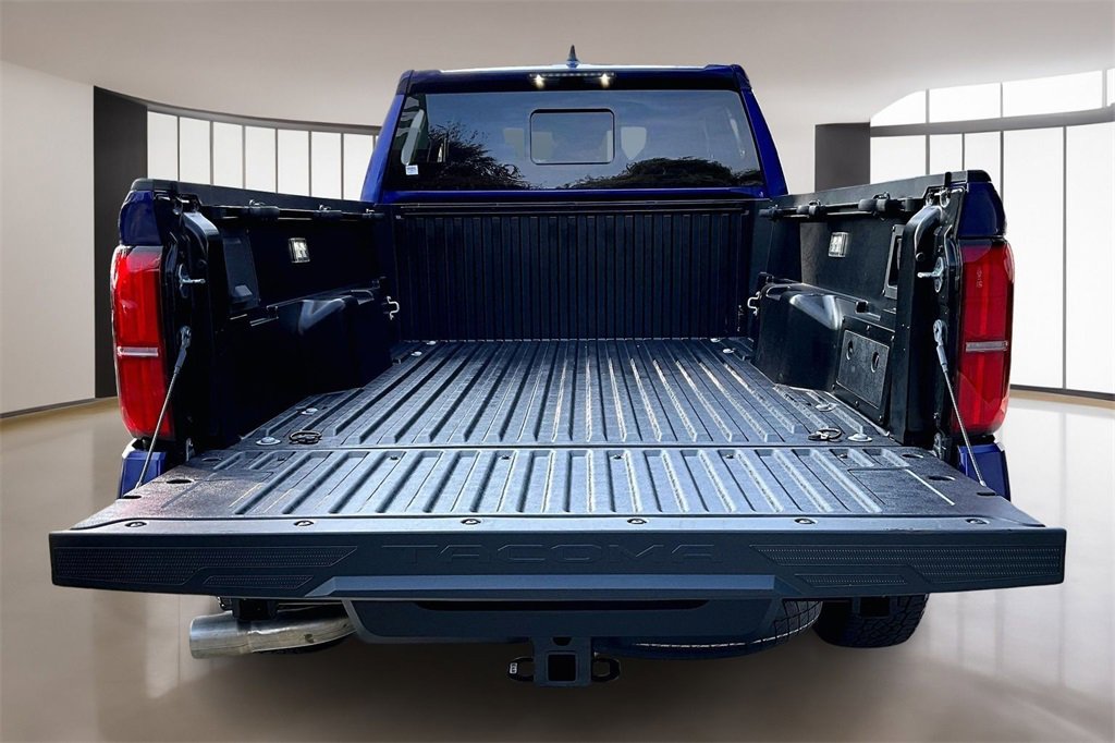 Used 2025 Toyota Tacoma TRD Off-Road w/ TRD Off Road Upgrade Package image 7