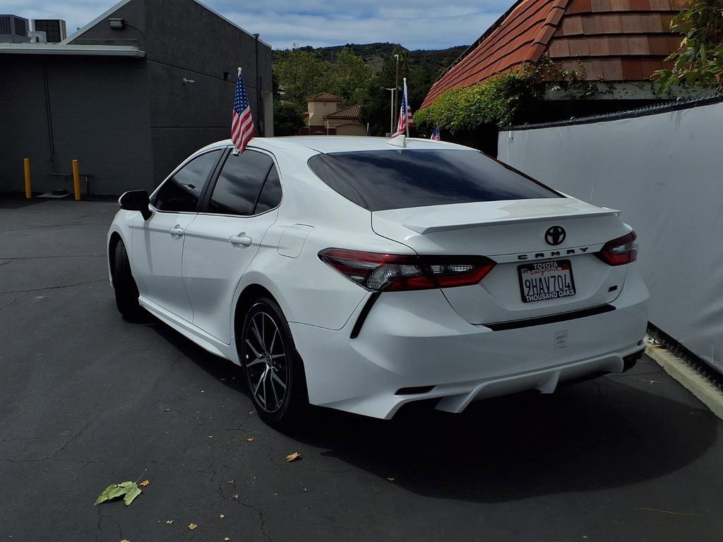 Certified 2023 Toyota Camry SE FWD image 6