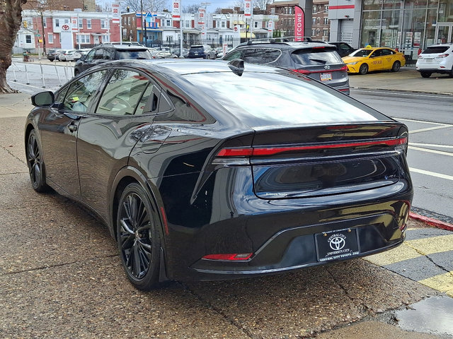 Used 2025 Toyota Prius Nightshade image 4