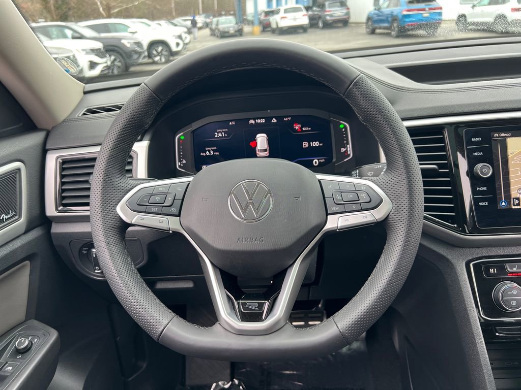Certified 2023 Volkswagen Atlas SEL Premium image 31