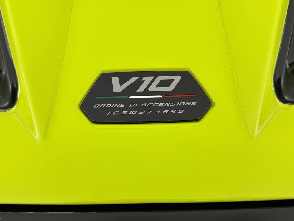 Used 2023 Lamborghini Huracan Tecnica RWD image 26
