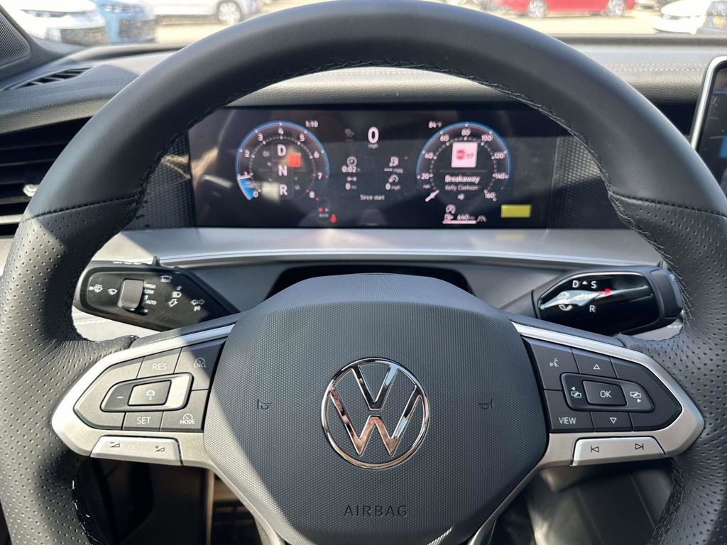 New 2026 Volkswagen Tiguan SE R-Line image 18