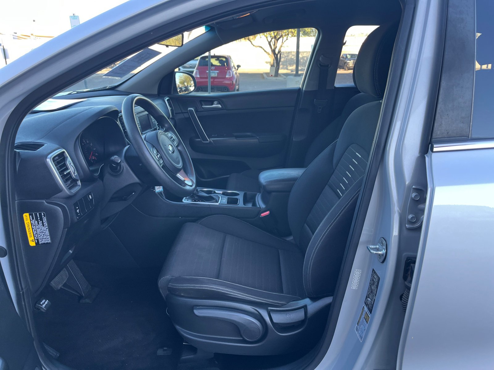 Used 2018 Kia Sportage LX image 14