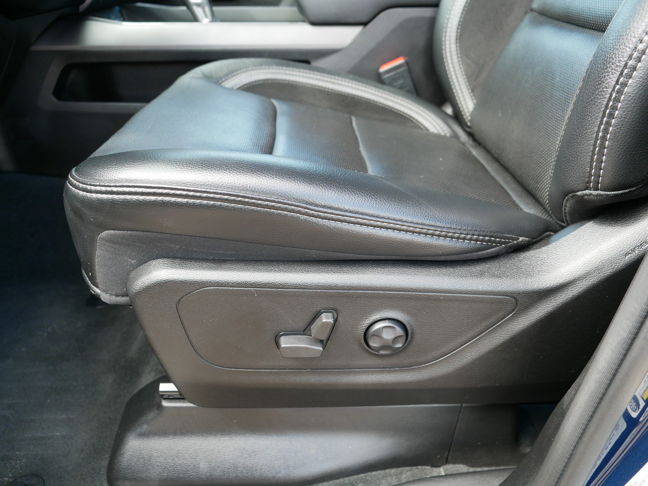 Used 2022 RAM 1500 Laramie w/ G/T Package AWD/4WD image 20