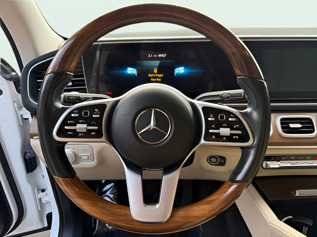 Used 2022 Mercedes-Benz GLS 450 4MATIC image 17