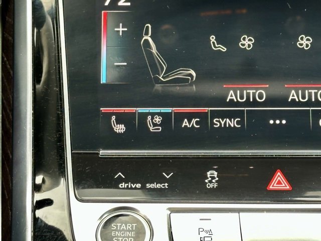 Used 2021 Audi Q8 Prestige image 32