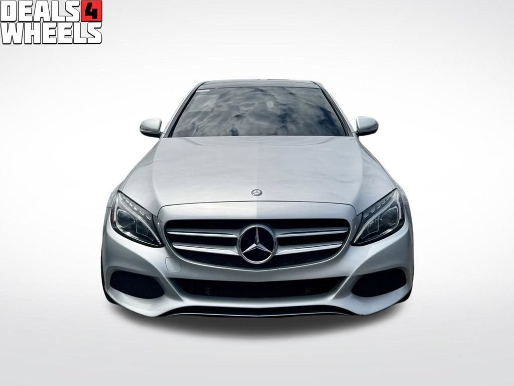 Used 2015 Mercedes-Benz C 300 4MATIC Sedan image 2