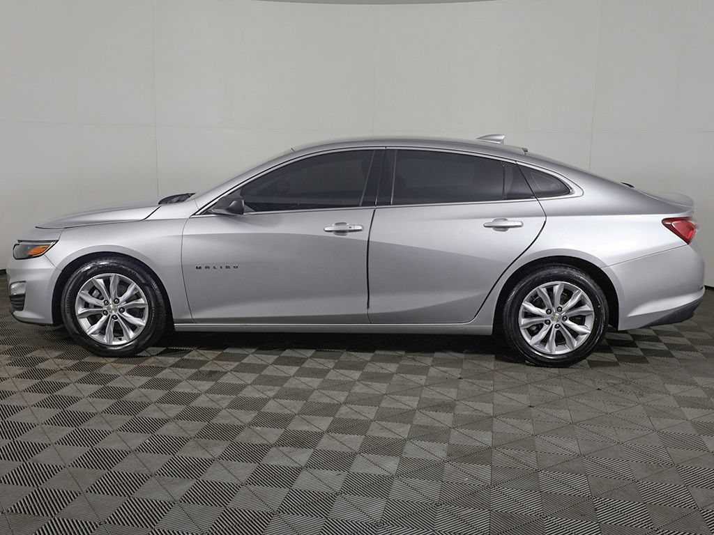 Used 2021 Chevrolet Malibu LT FWD image 14