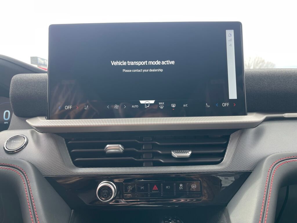 New 2026 Ford Explorer ST-Line w/ ST-Line Street Pack image 8