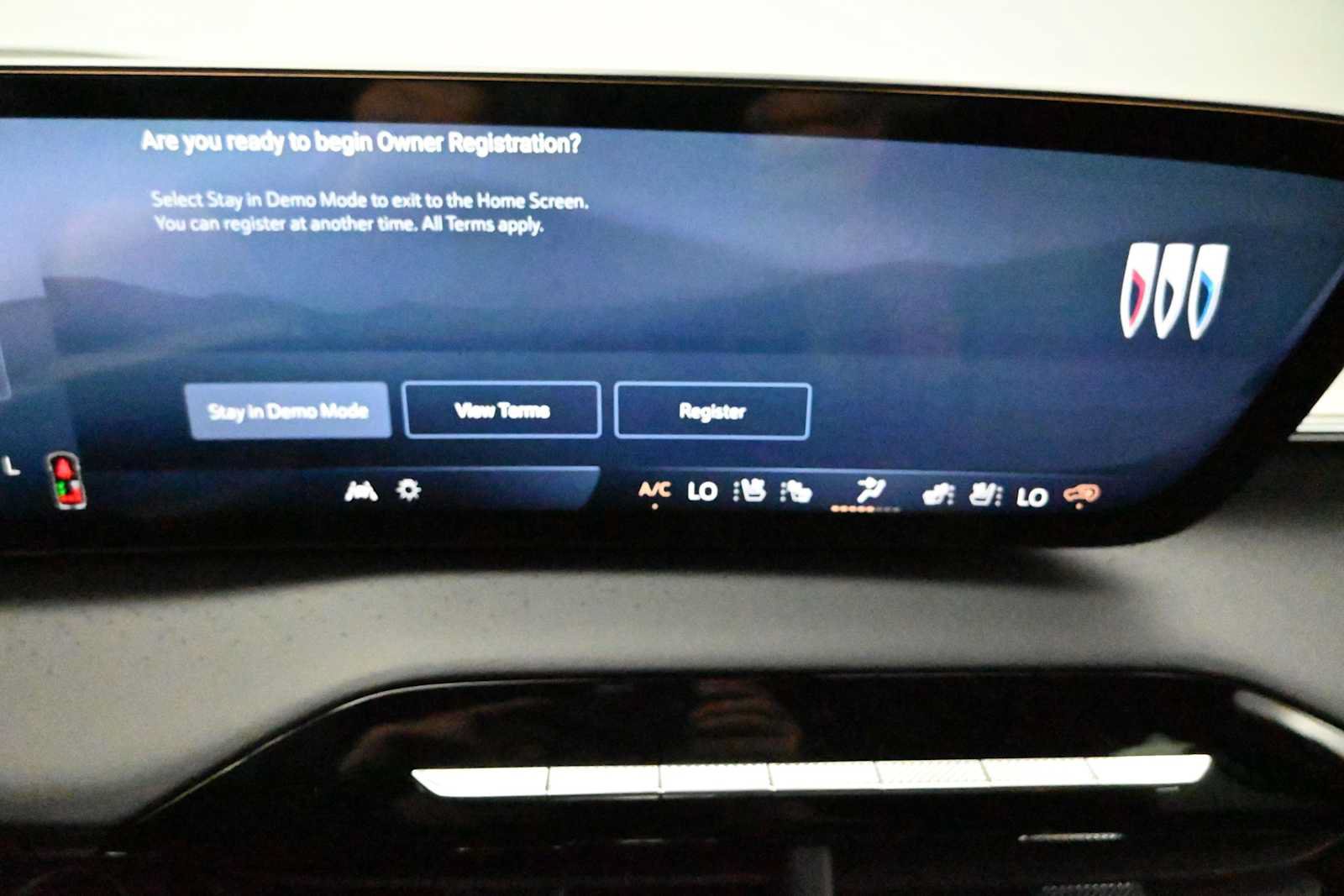 New 2026 Buick Enclave Avenir w/ Super Cruise Package AWD/4WD image 13