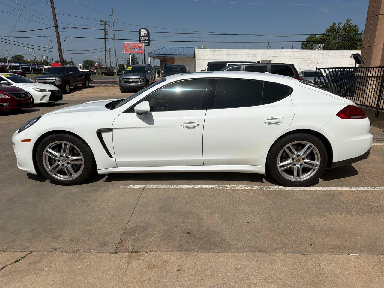 Used 2015 Porsche Panamera 4 AWD/4WD image 8