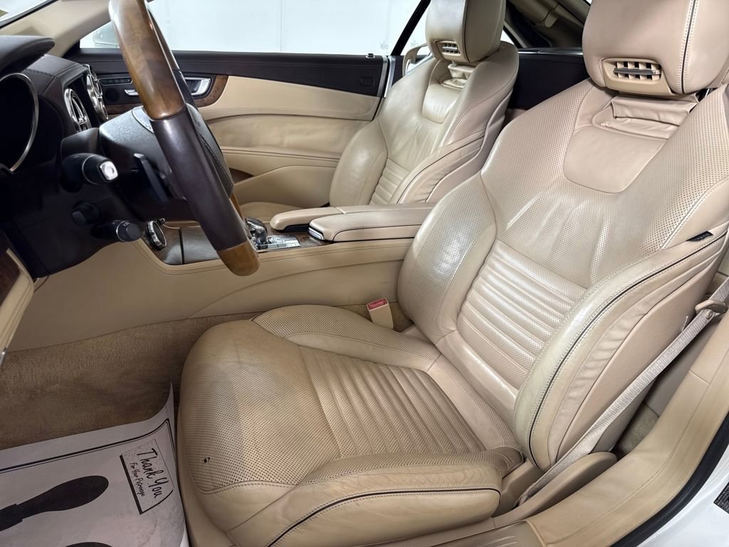 Used 2013 Mercedes-Benz SL 550 image 10