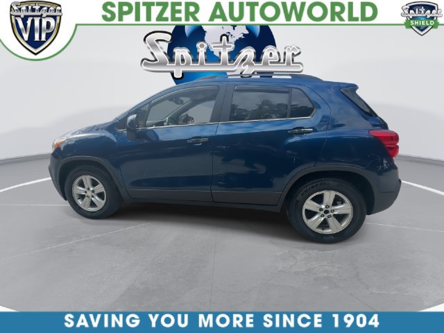 Used 2020 Chevrolet Trax LT w/ LT Convenience Package FWD image 11