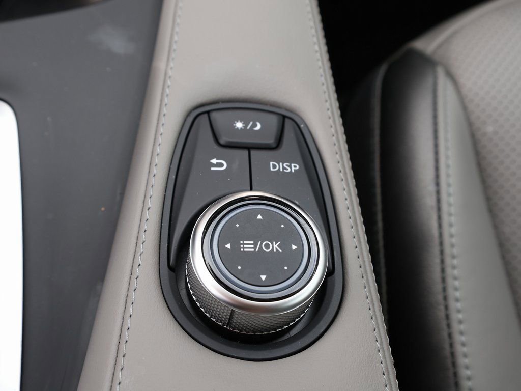 Certified 2025 INFINITI QX50 Luxe image 31