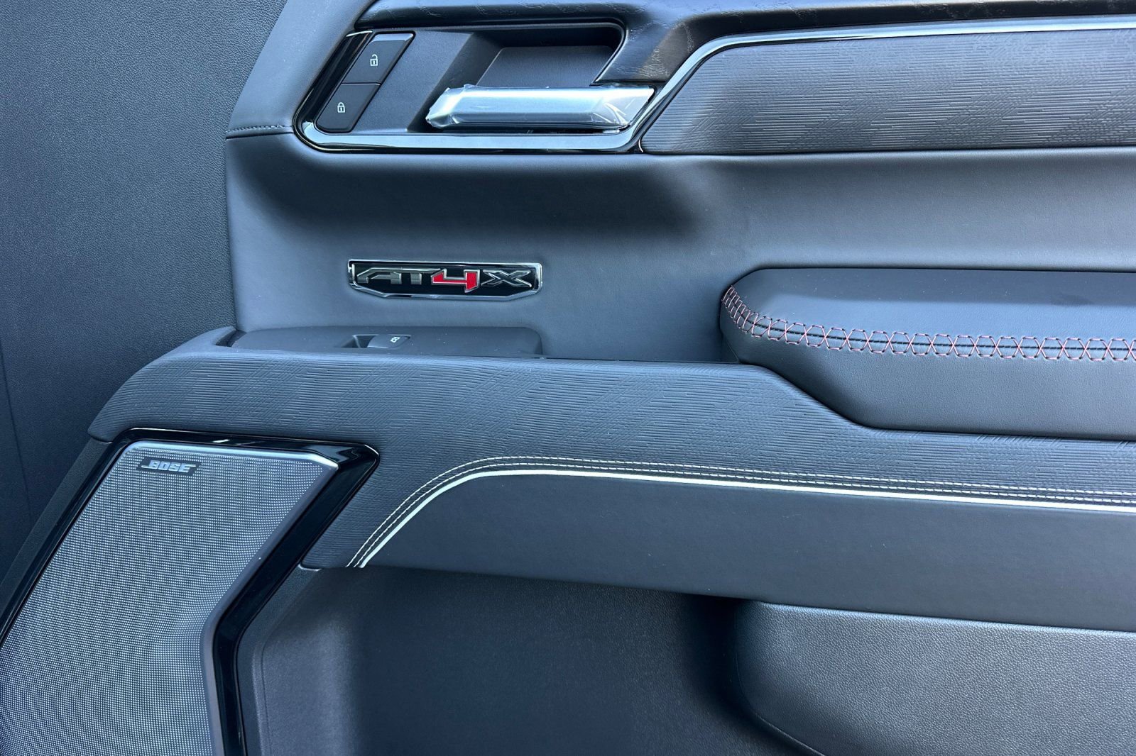 New 2026 GMC Sierra 1500 AT4X w/ AT4X AEV Edition image 18