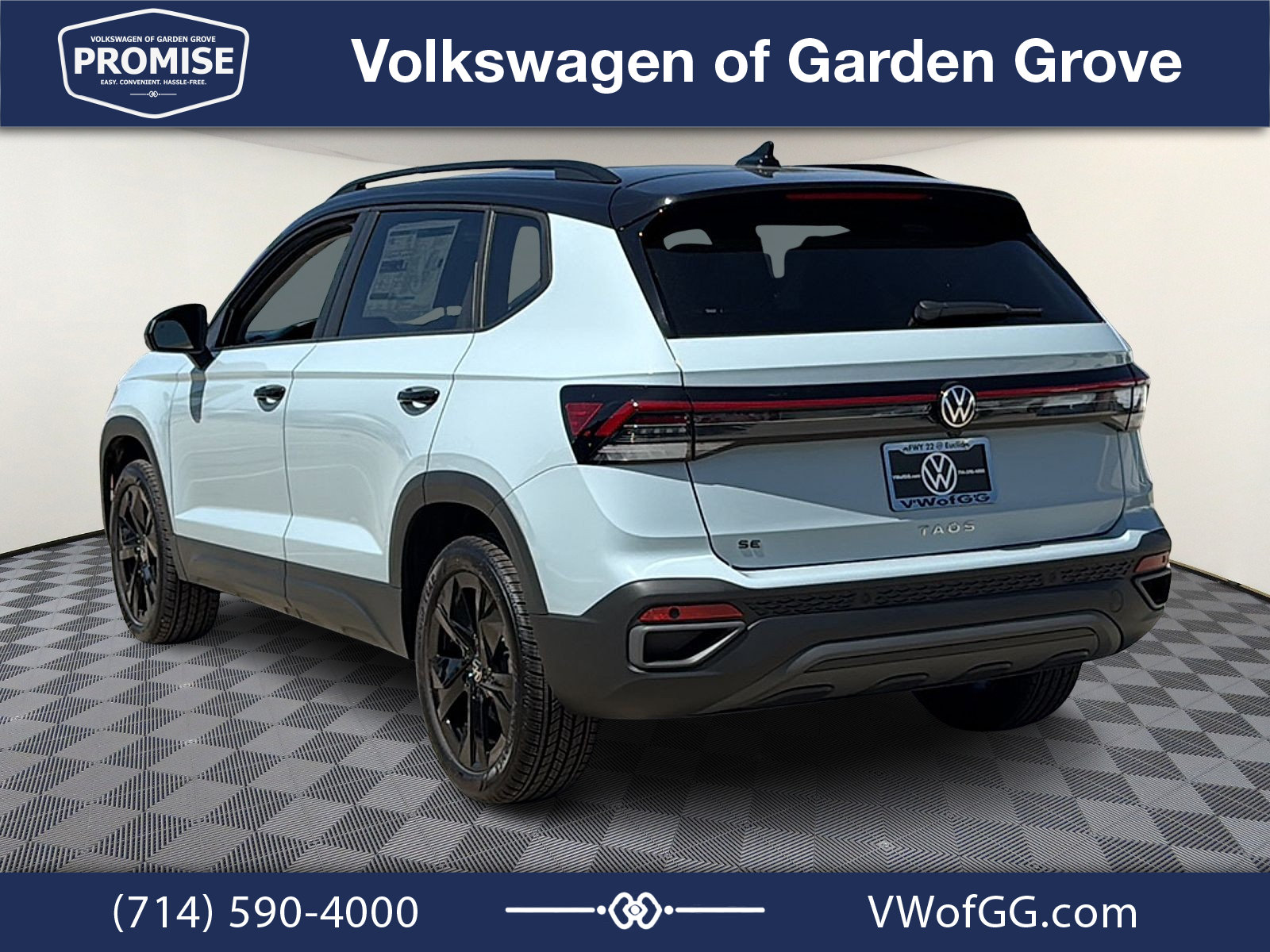 New 2027 Volkswagen Taos SE FWD image 6