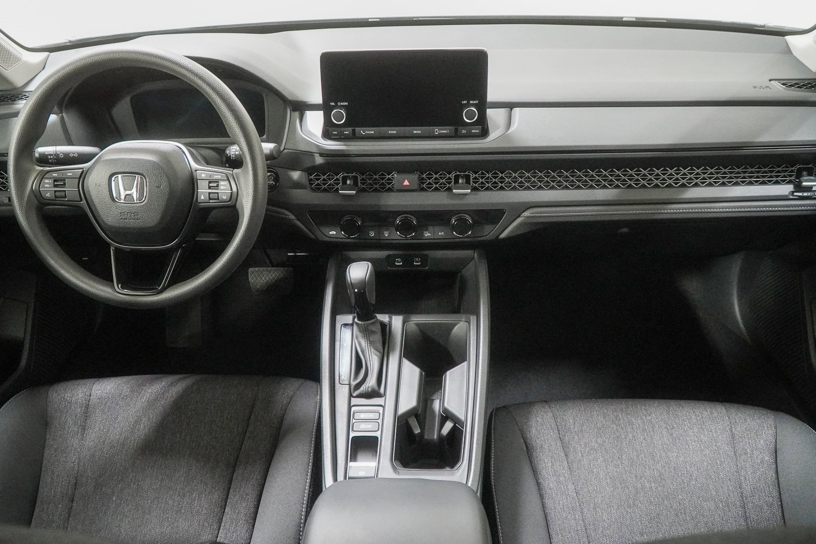 Certified 2025 Honda Accord SE image 24