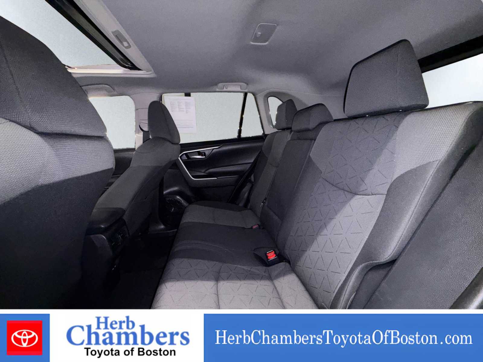 Used 2023 Toyota RAV4 XLE w/ Convenience Package AWD/4WD image 17
